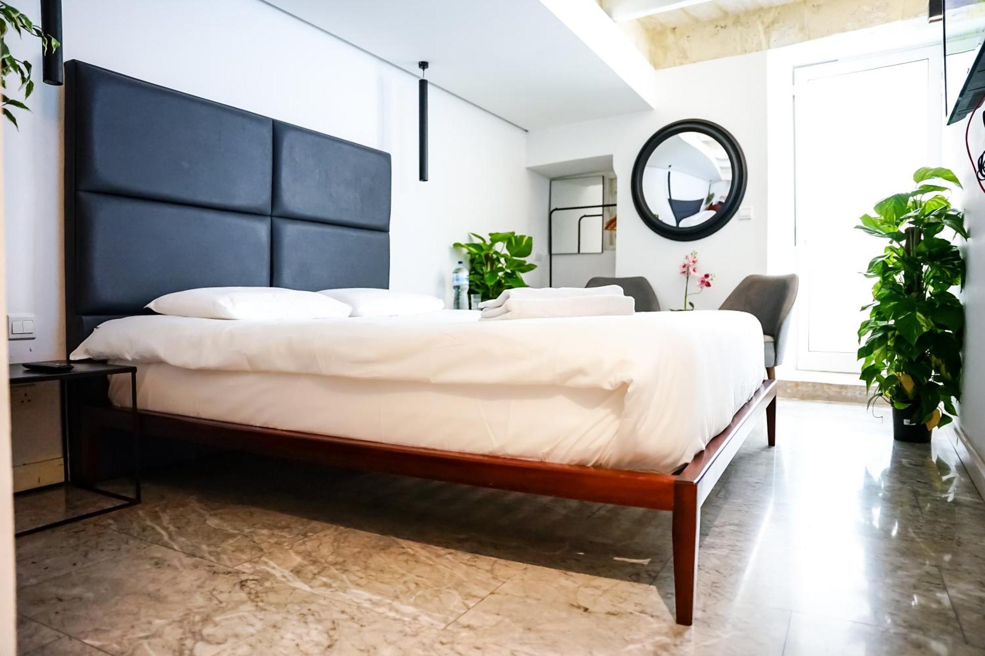 Valhalla Boutique Hotel La Valette Extérieur photo